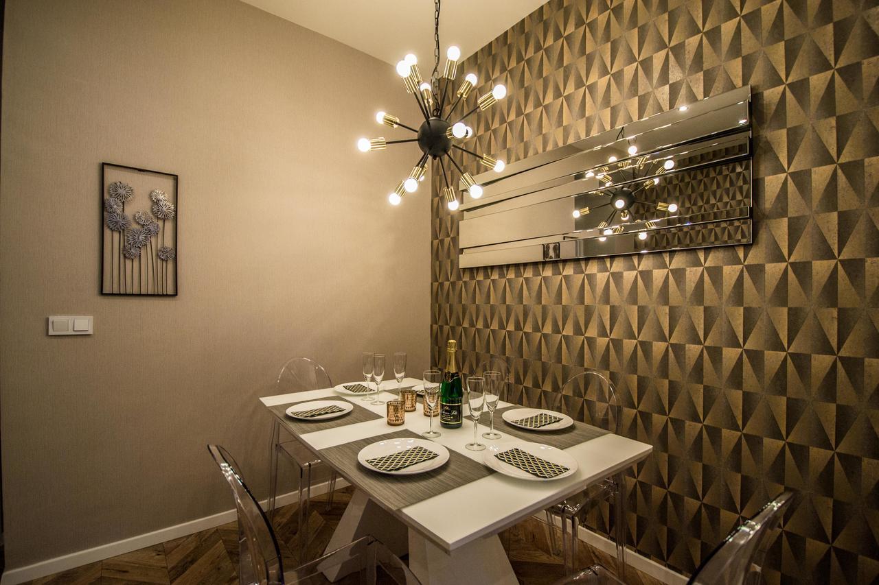Apartment Executive Bright Apt. By Ruterra