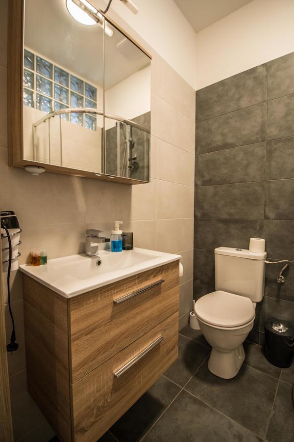 Executive Bright Apt. By Ruterra Apartament