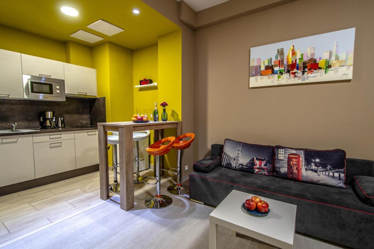 Executive Bright Apt. By Ruterra Apartament *
